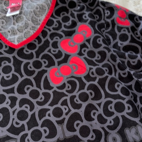 Gently Loved Hello Kitty Black and Red Scrub Top - Picture 3 of 9